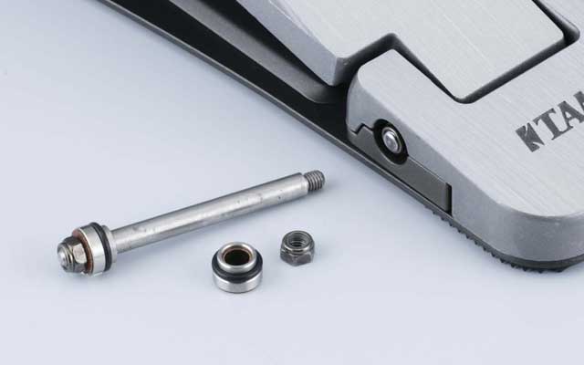 Oiles® Bearing Hinge 