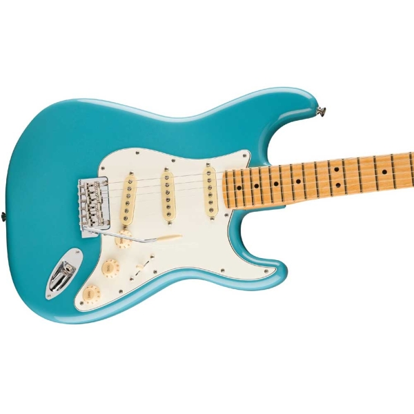 Fender Player II Stratocaster Maple Fingerboard SSS Electric Guitar with Gig bag Aquatone Blue 0140512518